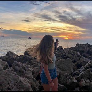 Meet your Posher, Ellie